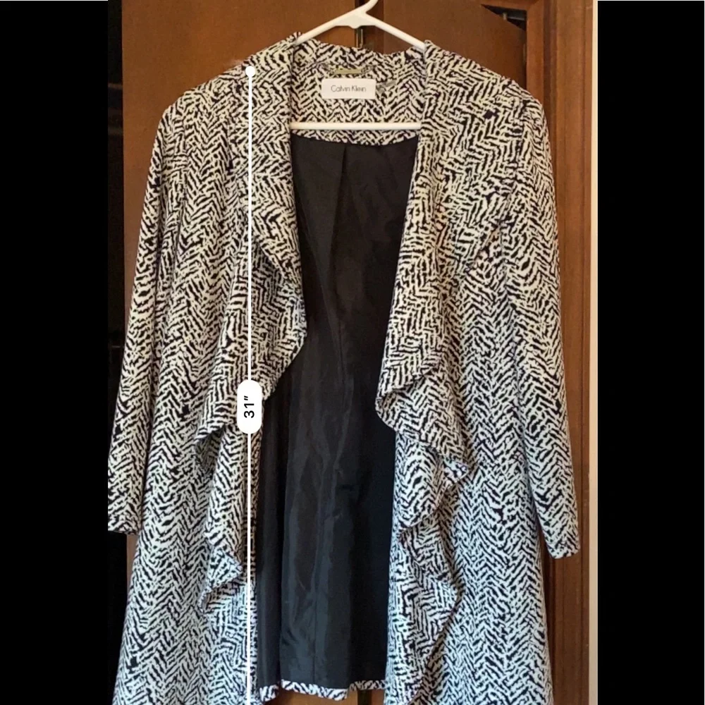 Coat - Picture 4 of 4